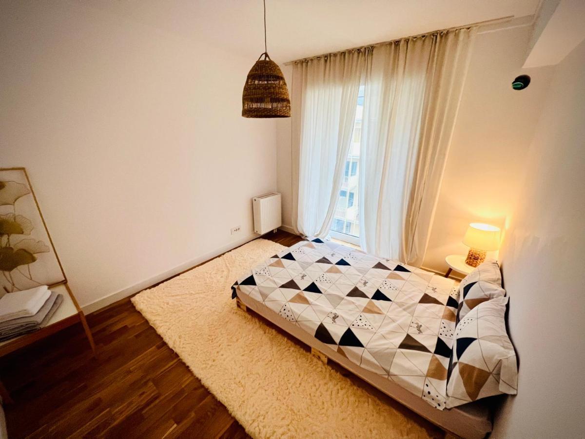 Exquisite - Two Bedroom Apartment Bucareste Exterior foto
